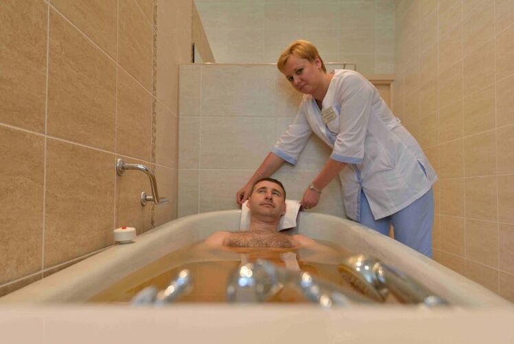 Užívanie borovicového kúpeľa uľahčí mužský stav s prostatitídou
